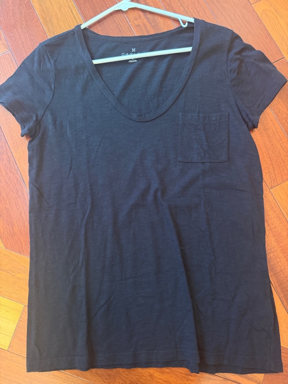 Caslon Black Scoop Neck Short Sleeve Pocket Tee